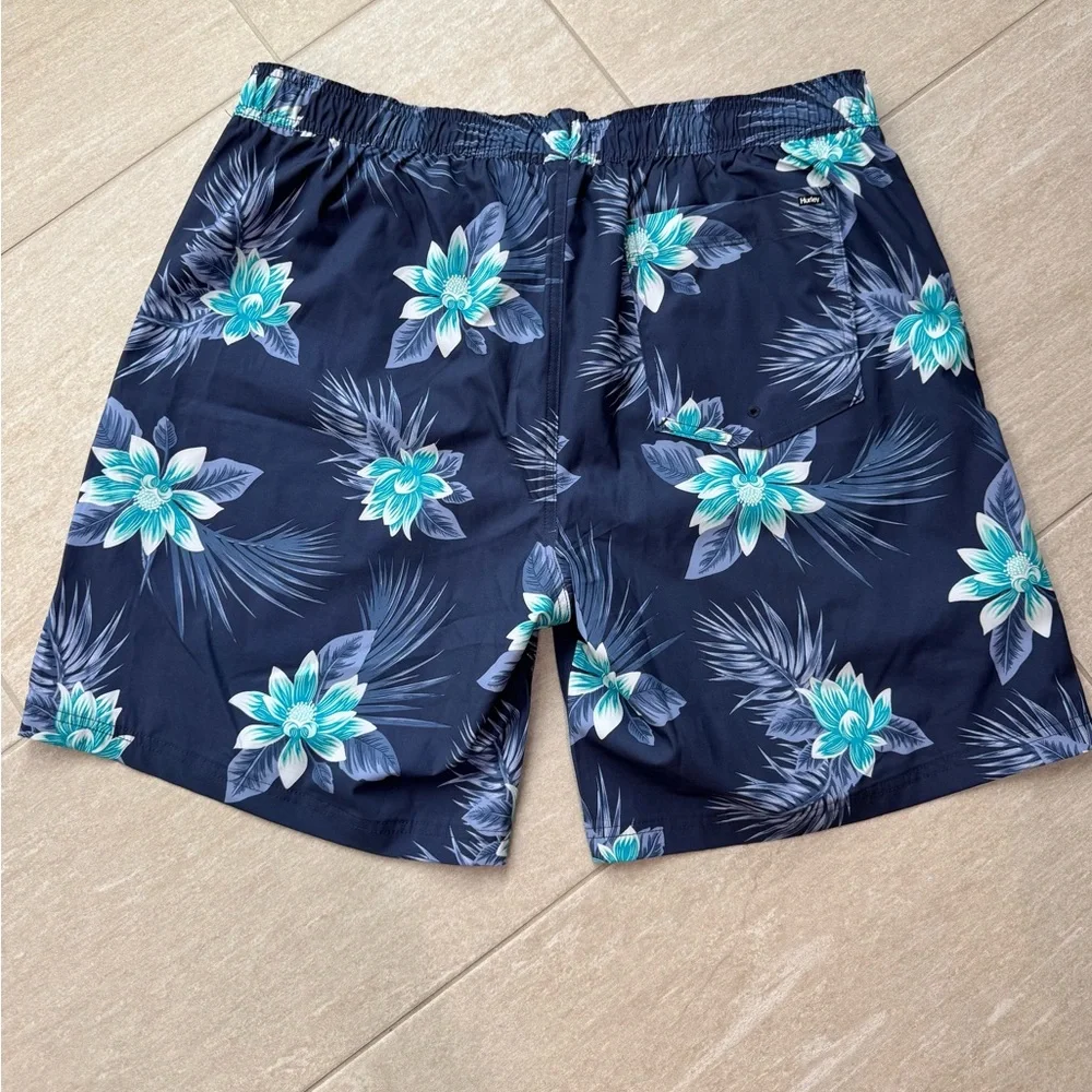 🩳🆕Hurley Men's Navy Floral Board Swim Shorts, XXL🩳